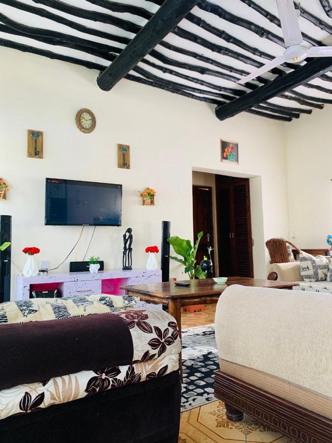 Jambo Diani 1-Bedroom Apartment Close To The Beach Diani Beach Eksteriør billede